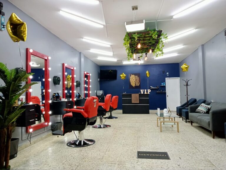 19980 barberia los vip 768x576