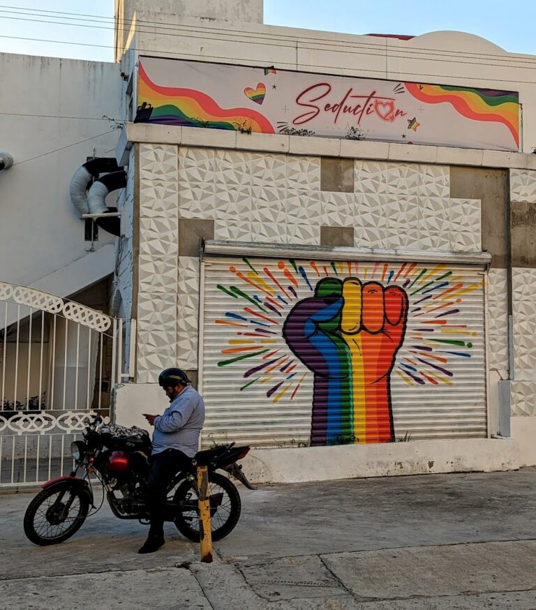 20366 papeleria cancun 768x874