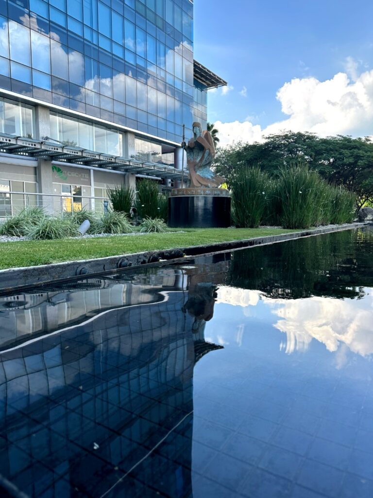 2056 dr. jorge luis vela cantoran 8211 ginecologo en cuernavaca 768x1024