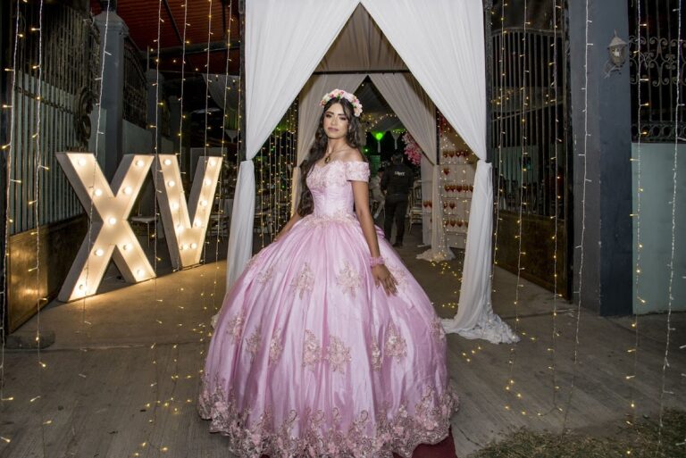 20693 foto rosy 768x513