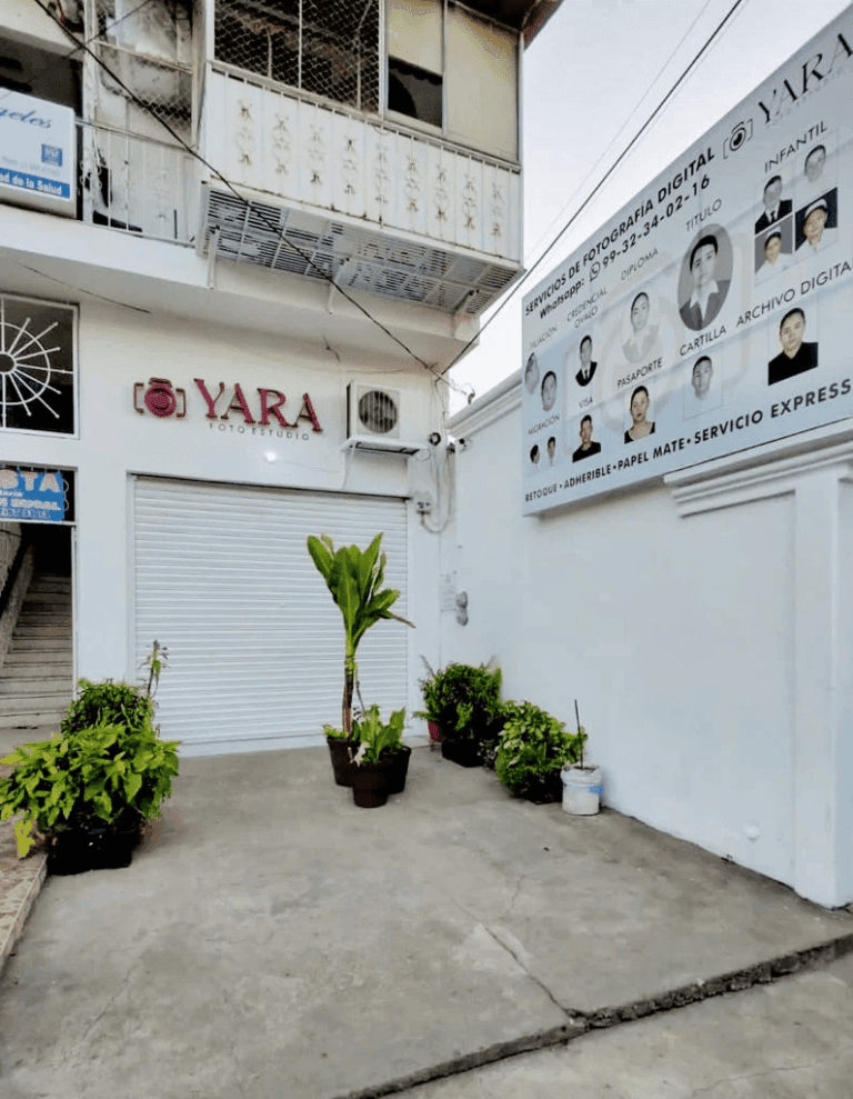 20982 yara foto estudio 768x989