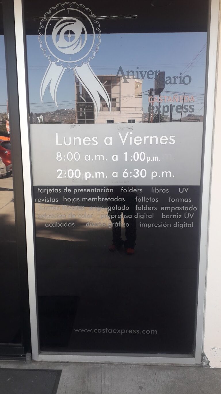 21092 castaneda express 768x1365