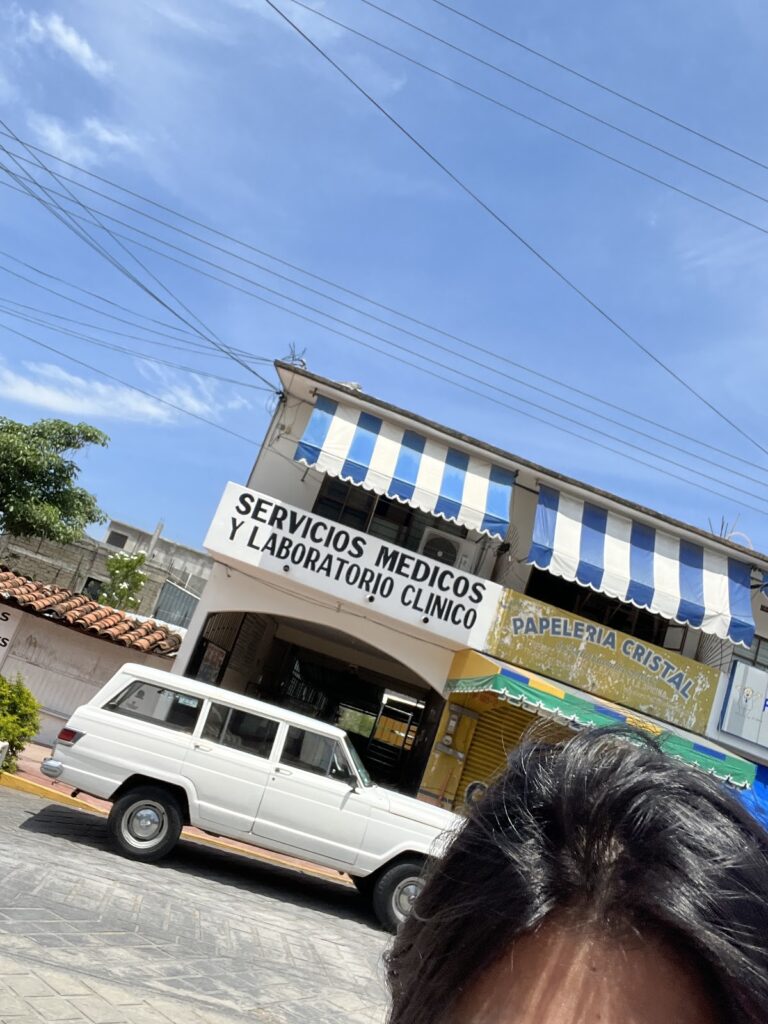 2121 doctor omar lopez perez 768x1024