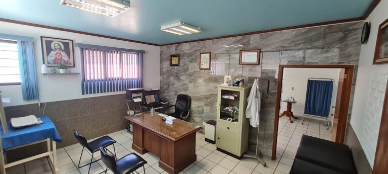 2154 consultorio medico dr. rodolfo zacarias 768x346