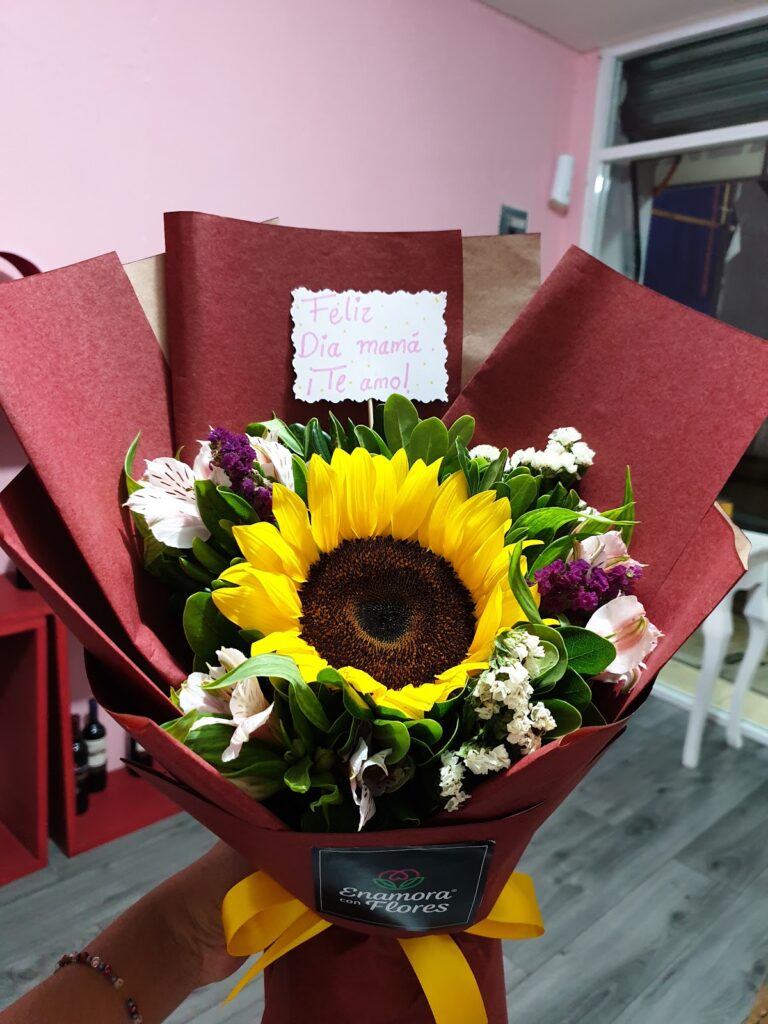 21615 enamora con flores 768x1024