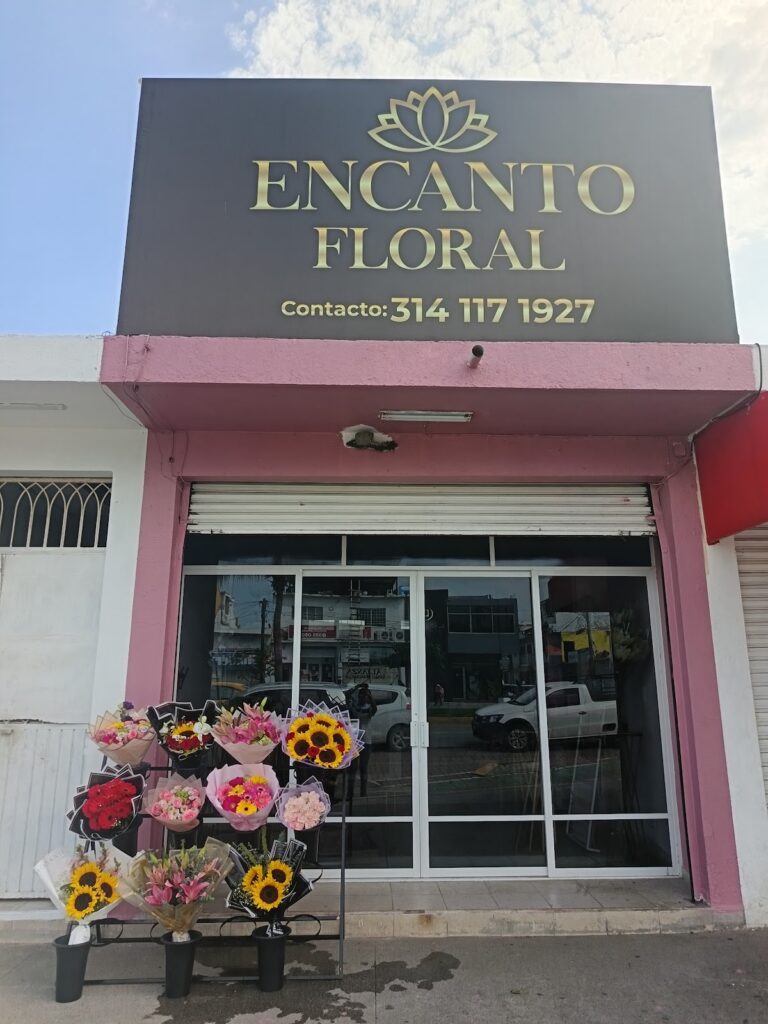 21703 encanto floral 768x1024