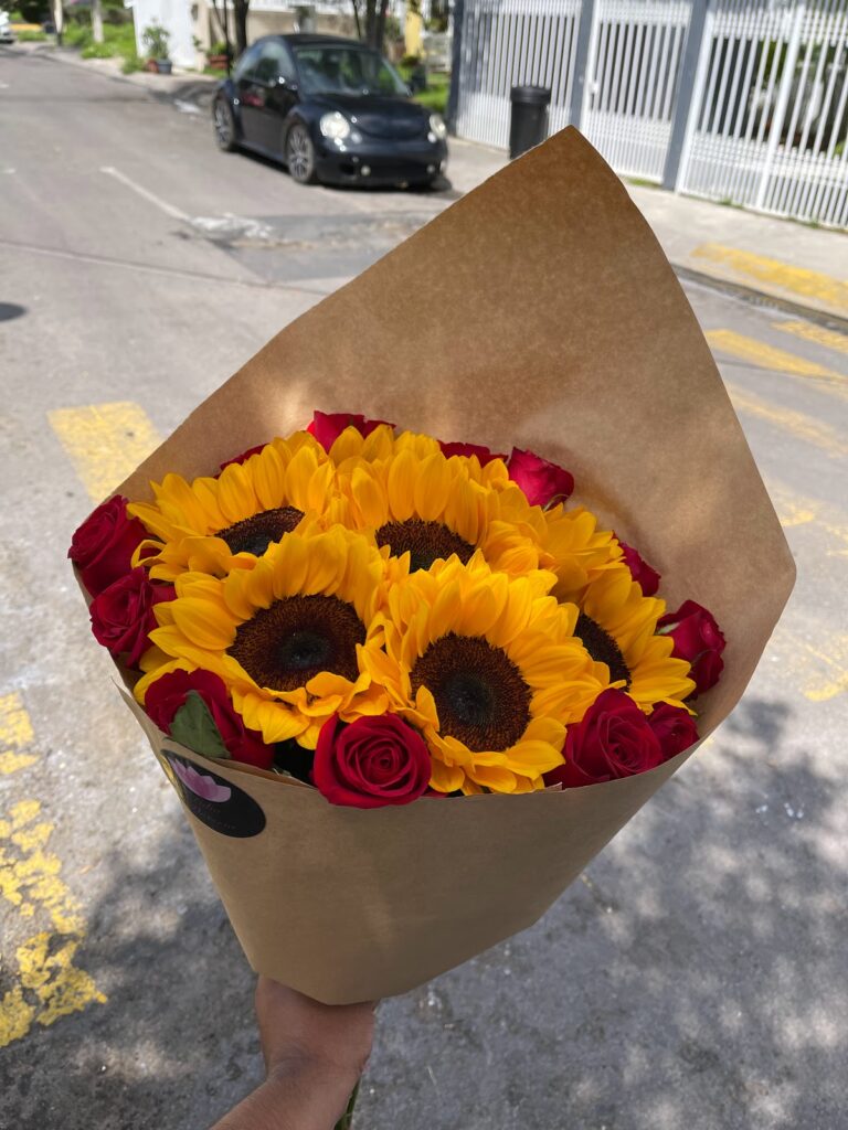 21765 floreria lidia 768x1024