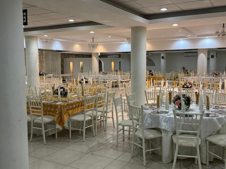 22019 garden flowers 768x576