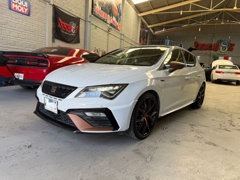 22083 demonios taller automotriz 768x576