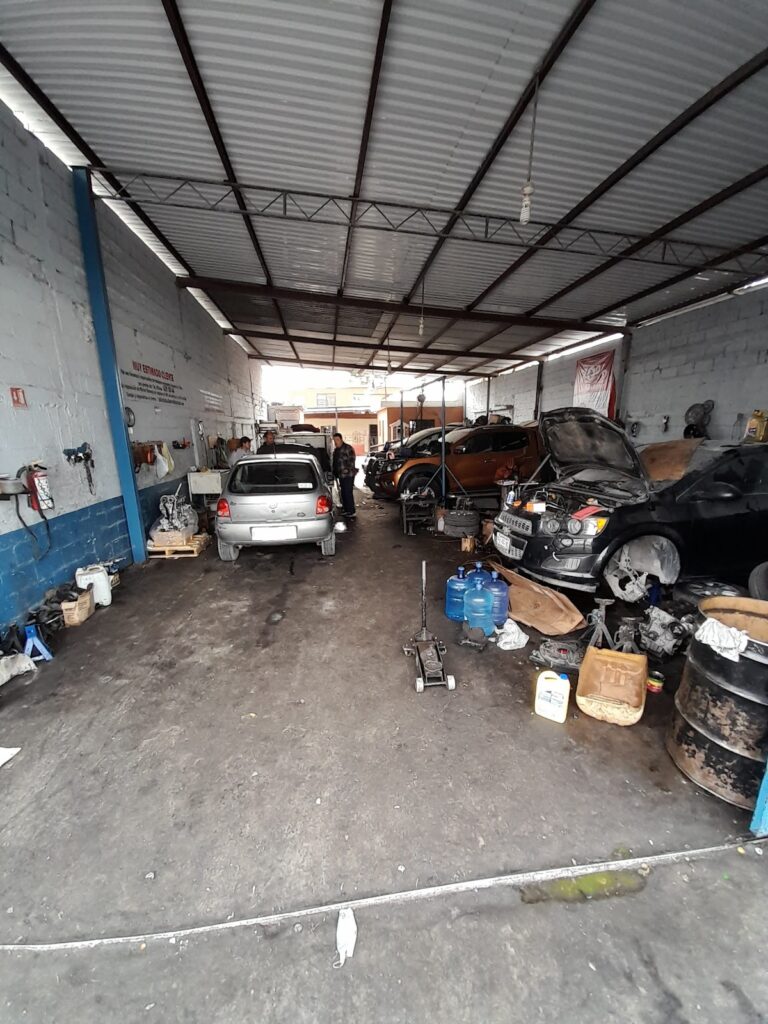 22169 taller mecanico julio ibarra 768x1024