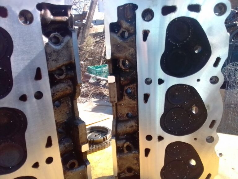 22177 taller mecanico santos 768x576