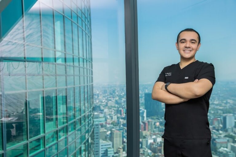 2243 dr. rigoberto aramburo 8211 cirujano plastico certificado mazatlan 768x512