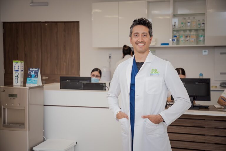 2251 dr. gerardo agustin ruiz ramirez 8211 internista 768x512