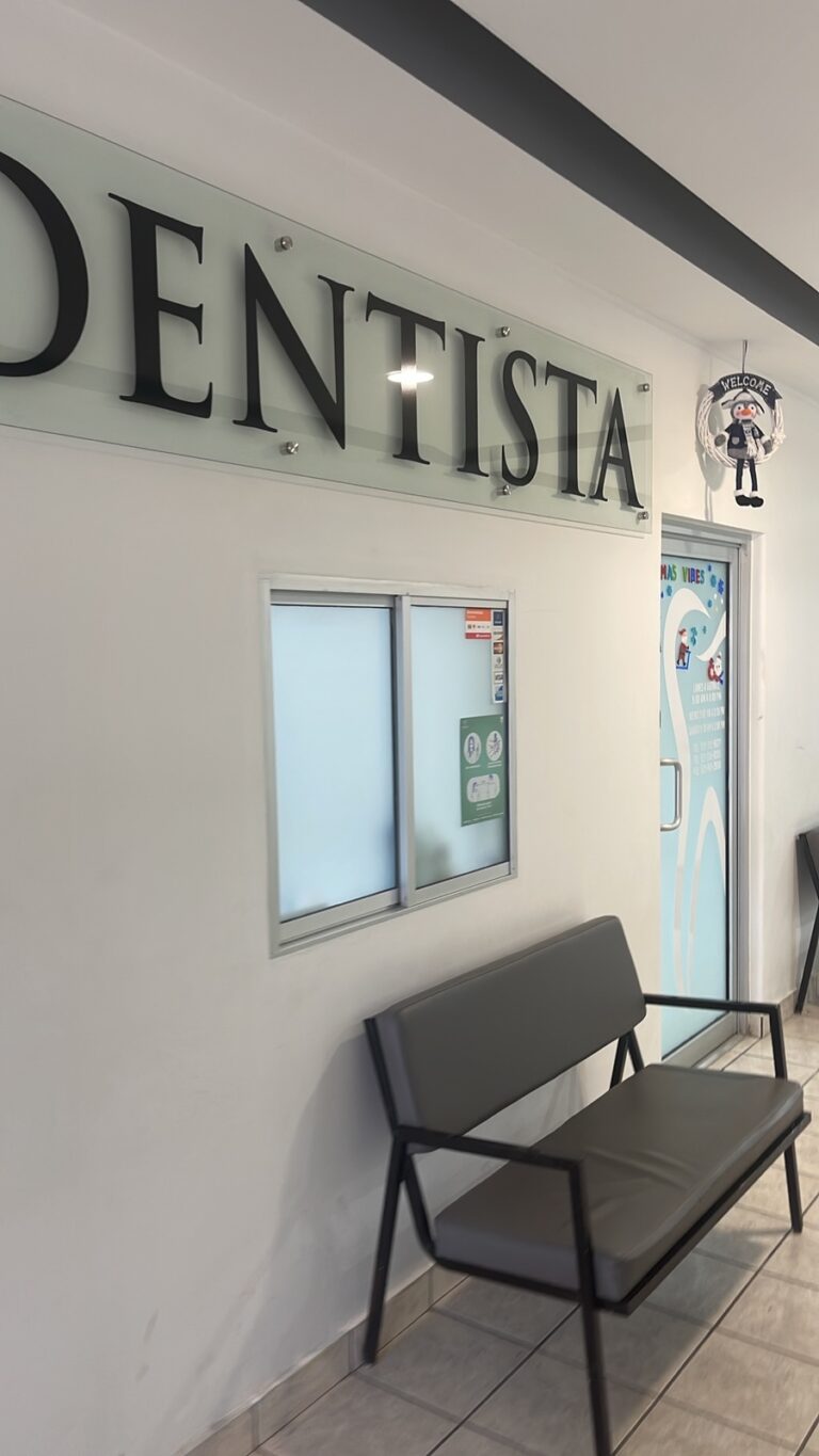 2279 centro medico de especialidades 768x1365