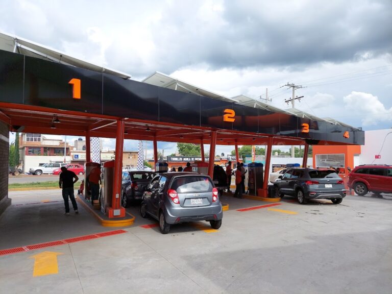 23574 orange vip carwash 768x576