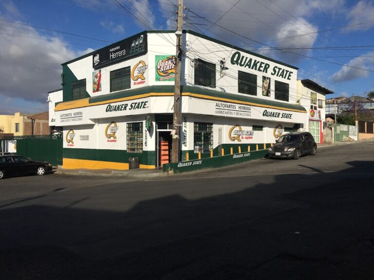 23603 autopartes herrera 768x576