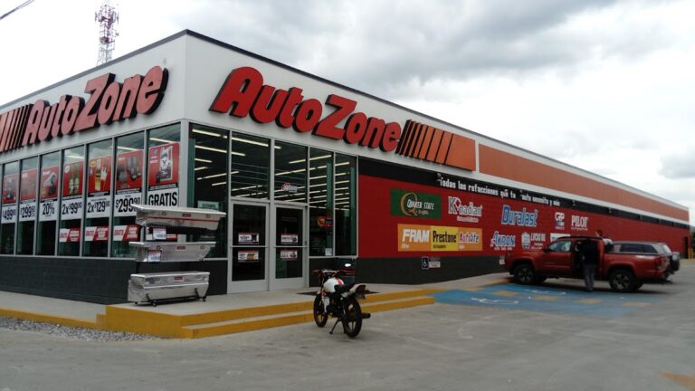 23902 autozone refacciones 768x432