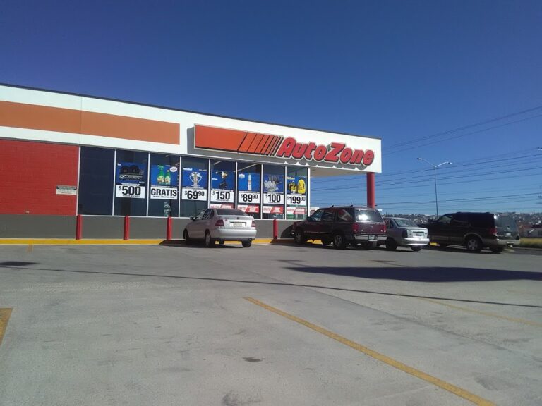 23946 refaccionaria autozone 768x576
