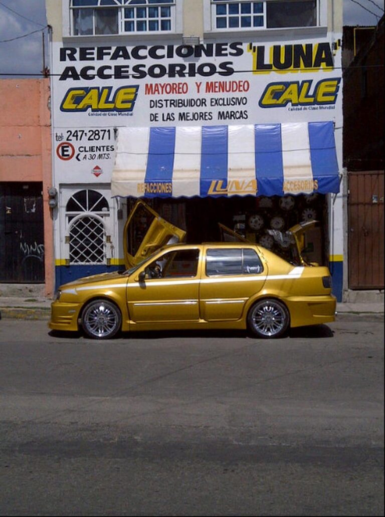 23952 refacciones accesorios luna 768x1032