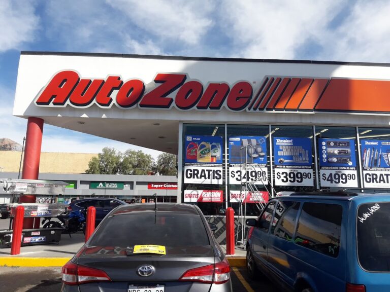 24113 refaccionaria autozone 768x576