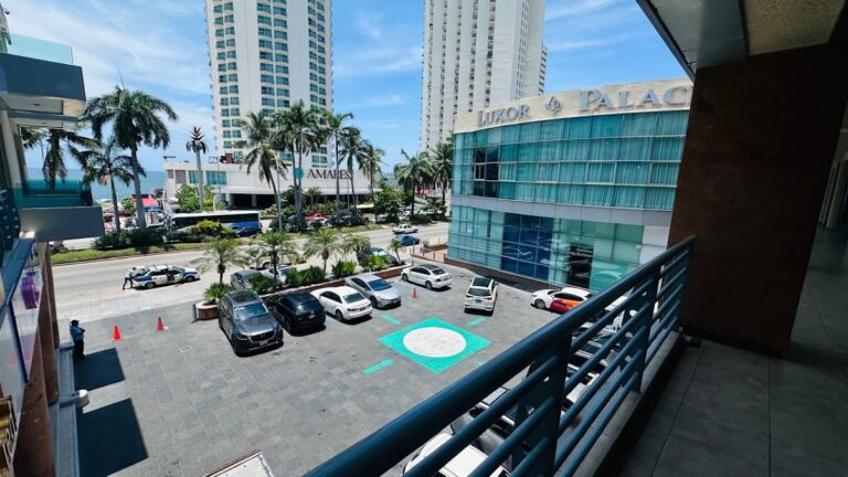 24306 remax casavende acapulco 768x432