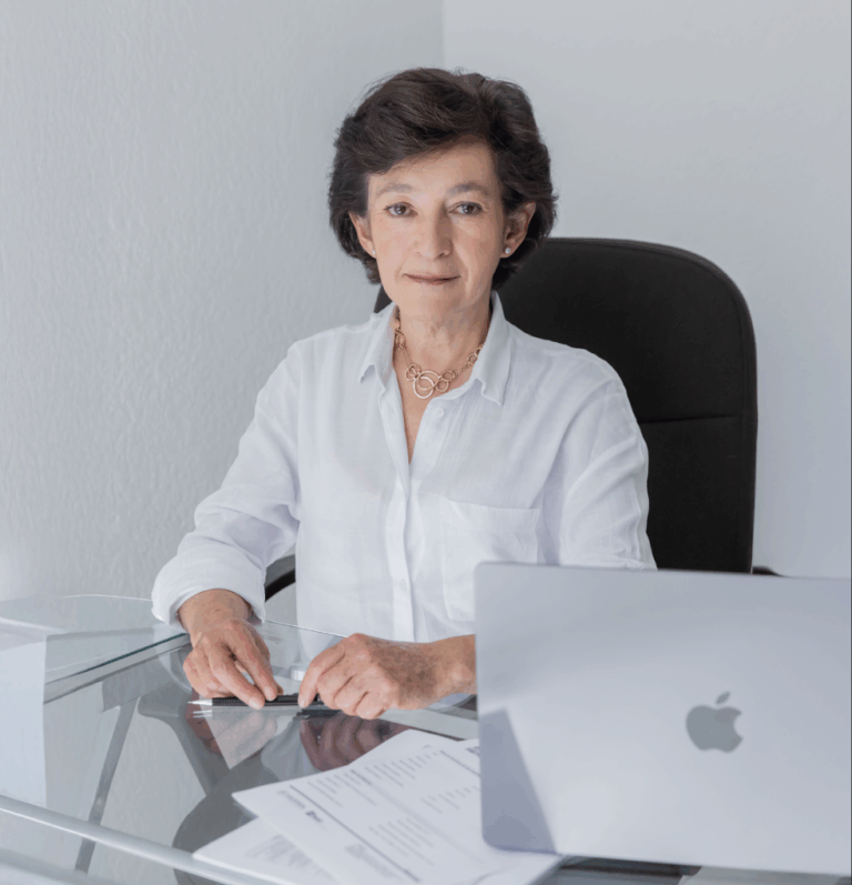 25787 contadores publicos toluca 768x797