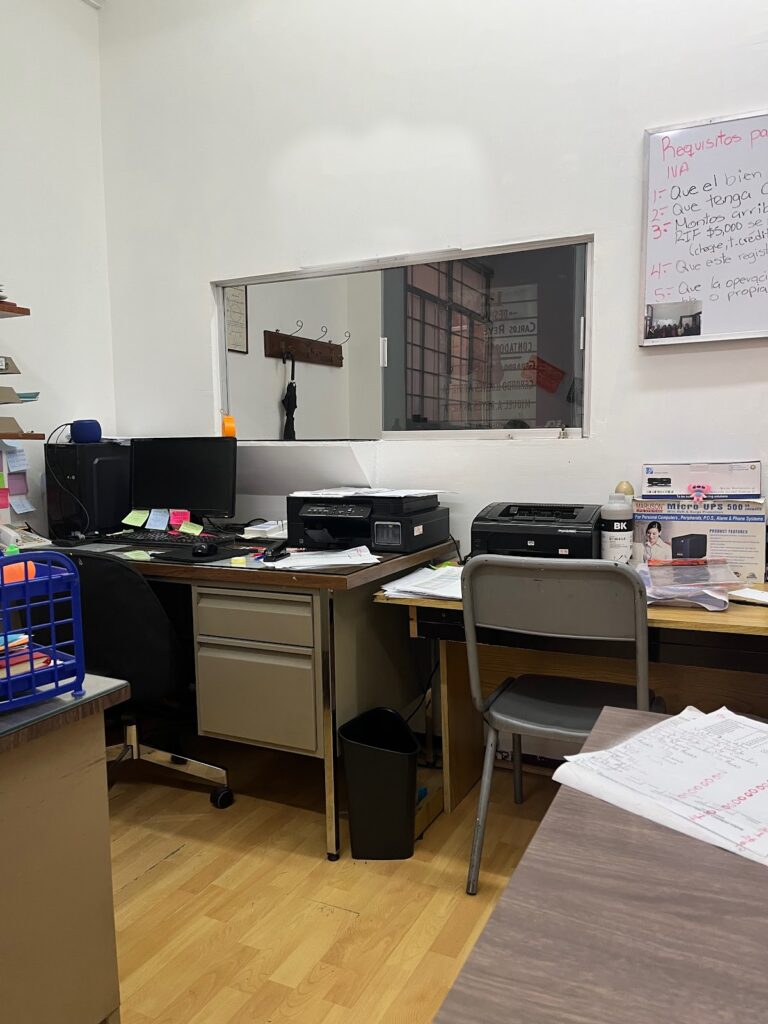 25904 jose luis contador fiscal 768x1024