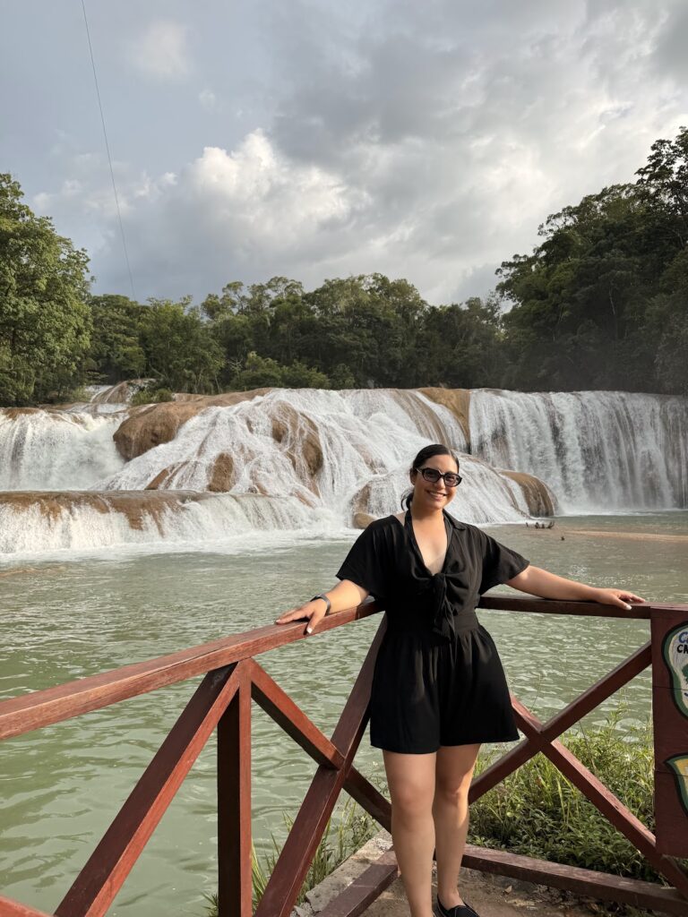 26423 lzviajes viajes luz elena 768x1024