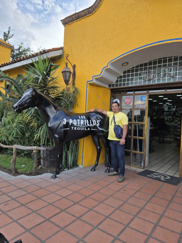 26476 evetours 768x1024