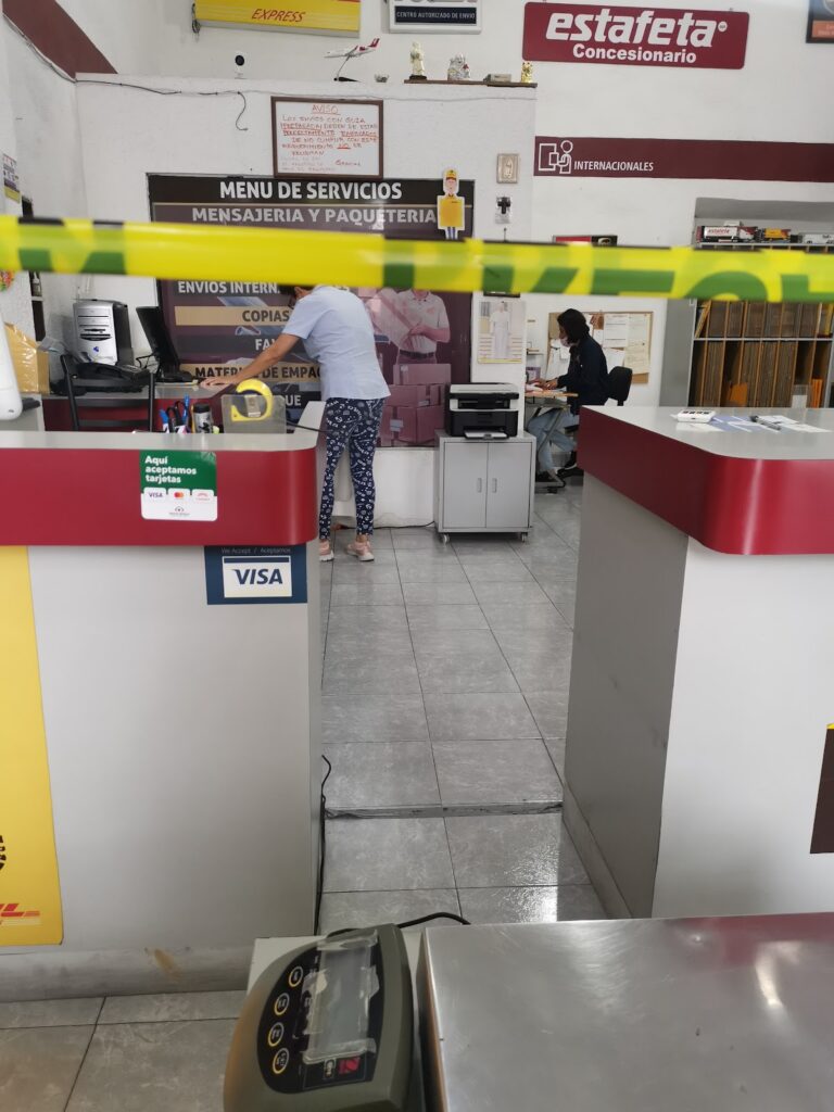 27395 pakmail san juan del rio 768x1024