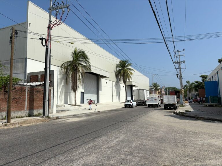 27792 bodega huatulco 768x576