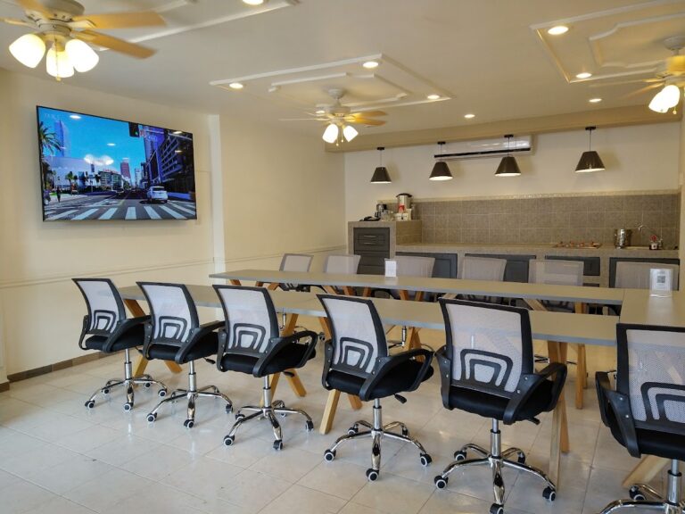 27949 lithium business center 768x576