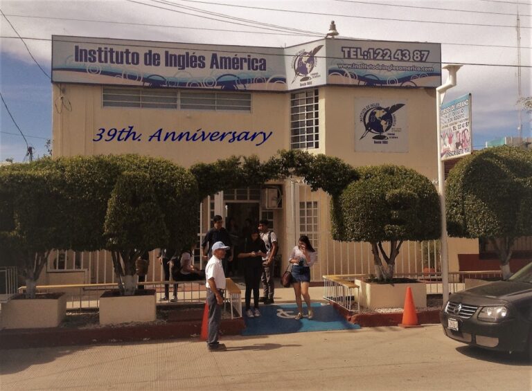 28009 instituto de ingles america 768x565