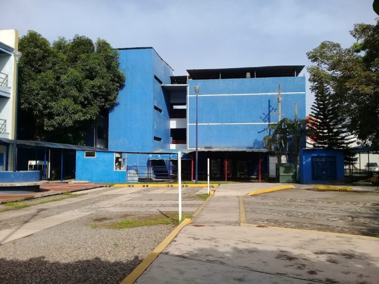 28031 escuela de lenguas c iv 768x576