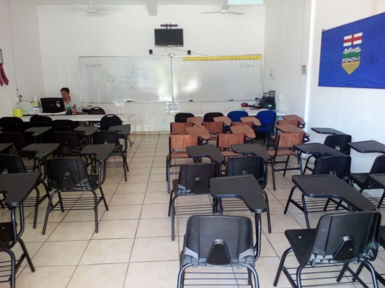 28264 academia de ingles washington 768x576
