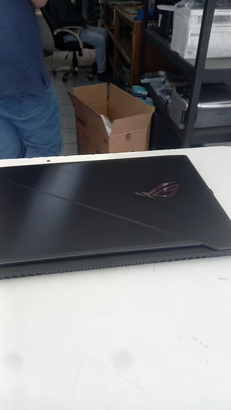 2836 global computadoras 768x1365