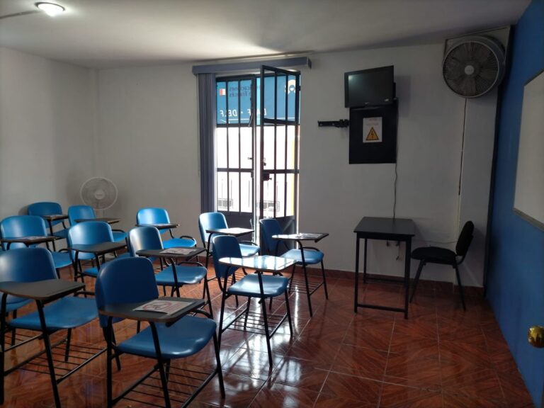 28420 centro profesional de idiomas 768x576