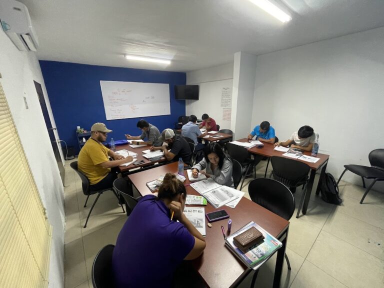 28456 instituto poliglota jedcky 768x576