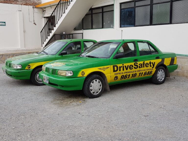 28525 drivesafety escuela de manejo 768x576