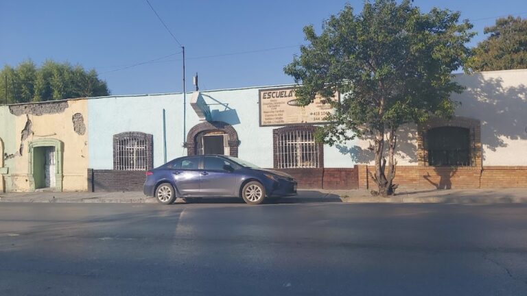 28535 escuela de manejo nahutilyus 768x432
