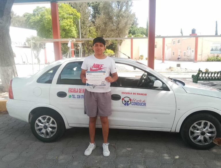 28708 escuela de manejo 8211 el arte de conducir 768x585