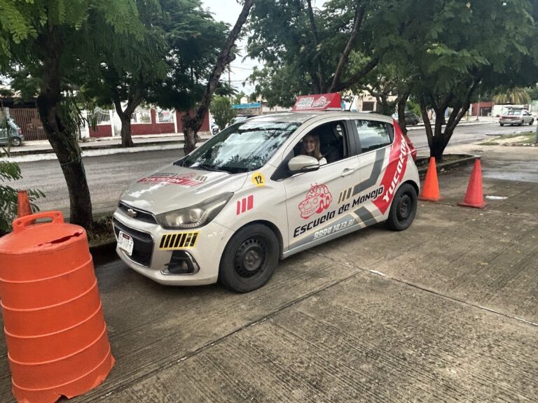 28872 escuela de manejo yucatan oriente 768x576