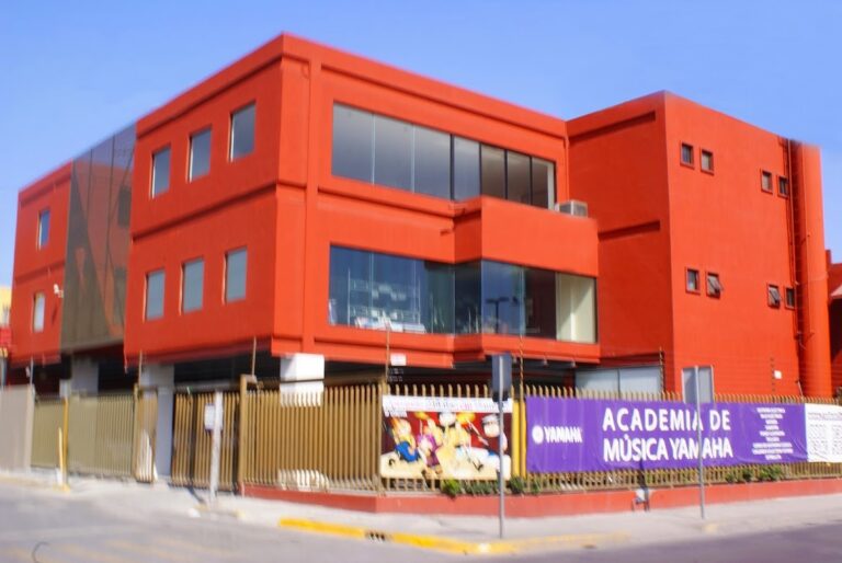 29138 cedem academia de musica yamaha 768x514