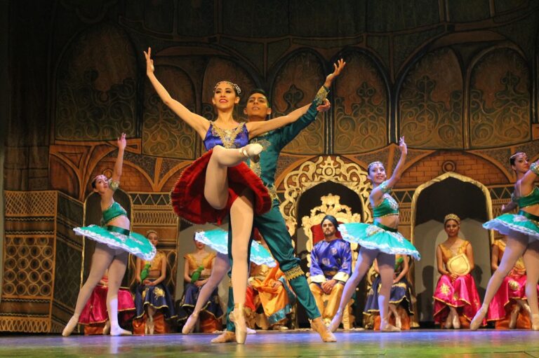 29514 escuela de bellas artes de toluca 768x511