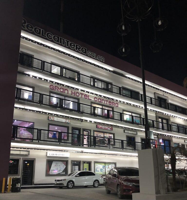 29732 el cuarto amarillo 768x821