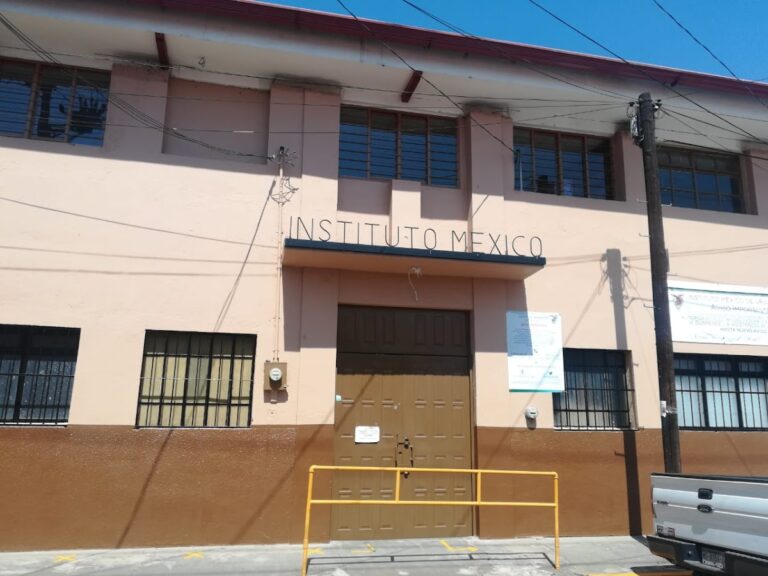 30004 instituto mexico de uruapan s.c 768x576