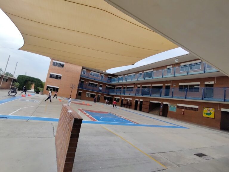 30027 colegio nuevo continente 768x576