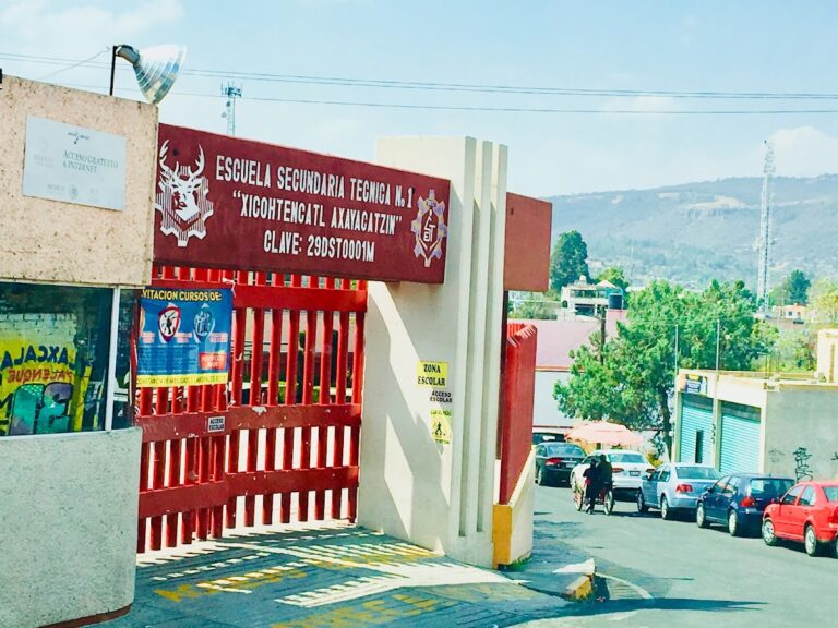 30692 escuela secundaria tecnica no.1 8220xicohtencatl axayacatzin8221 768x576