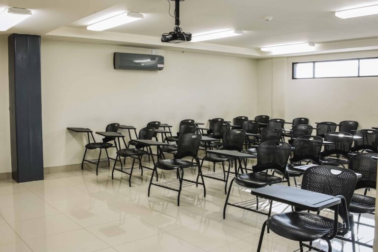 30802 universidad vizcaya de las americas 8211 ensenada 768x512