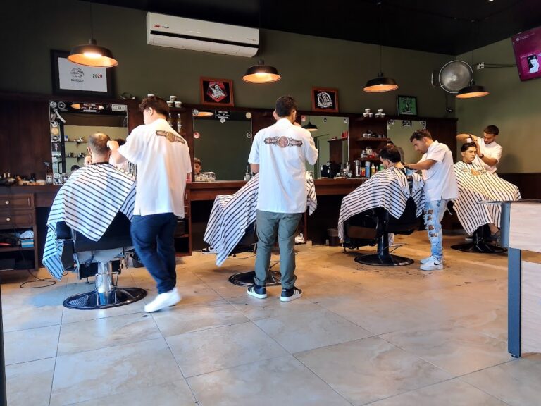 30983 the classic barberia y salon 768x576